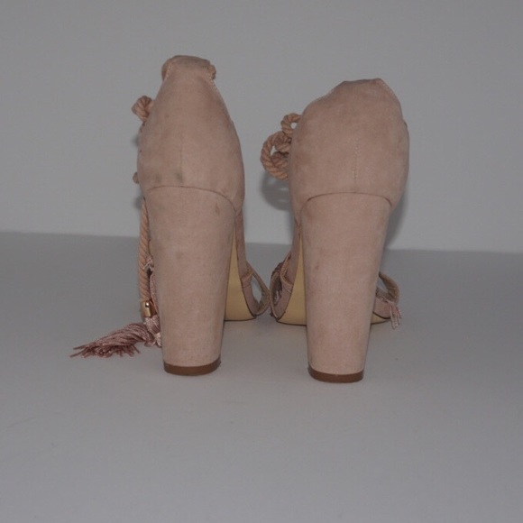 Nude Missguided Block Heels - Picture 2 of 4
